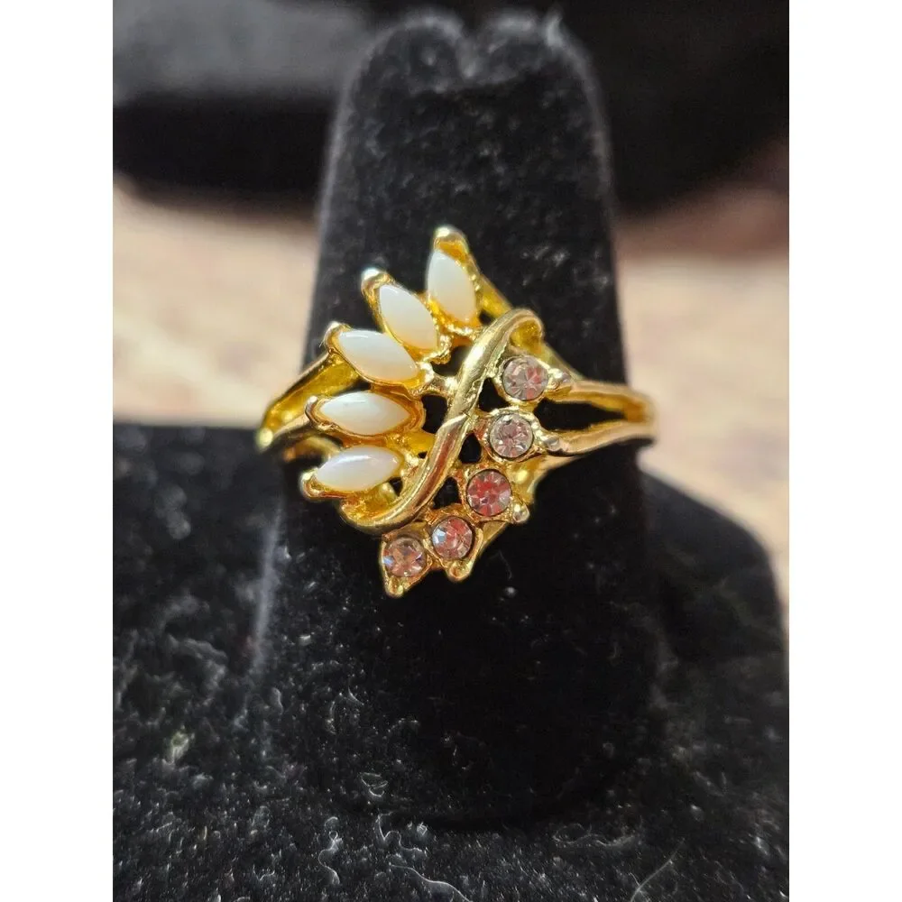 Vintage Mid-Century Uncas Manufacturing Cocktail Ring SZ 8.5